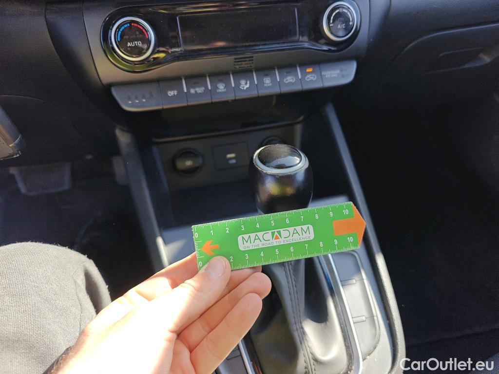  Hyundai  Konna HYUNDAI Kona / 2020 / 5P / todoterreno 1.6 GDI HEV Maxx DCT #52