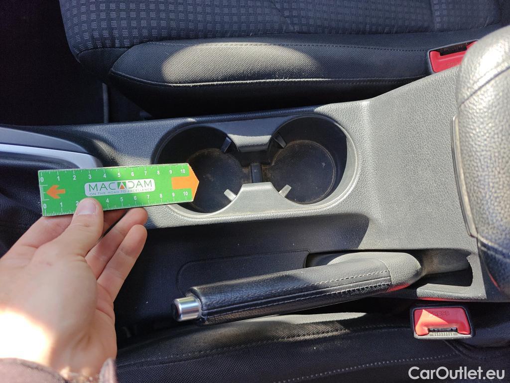  KIA  Cee'd KIA Ceed / 2018 / 5P / berlina con portón 1.0 T-GDi 88kW (120CV) Concept #18