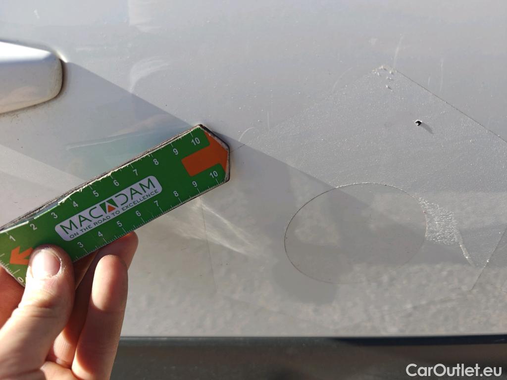  Citroen  C3 CITROEN  / 2020 / 5P / berlina con portón BlueHDi 75KW (100CV) S&S FEEL #53