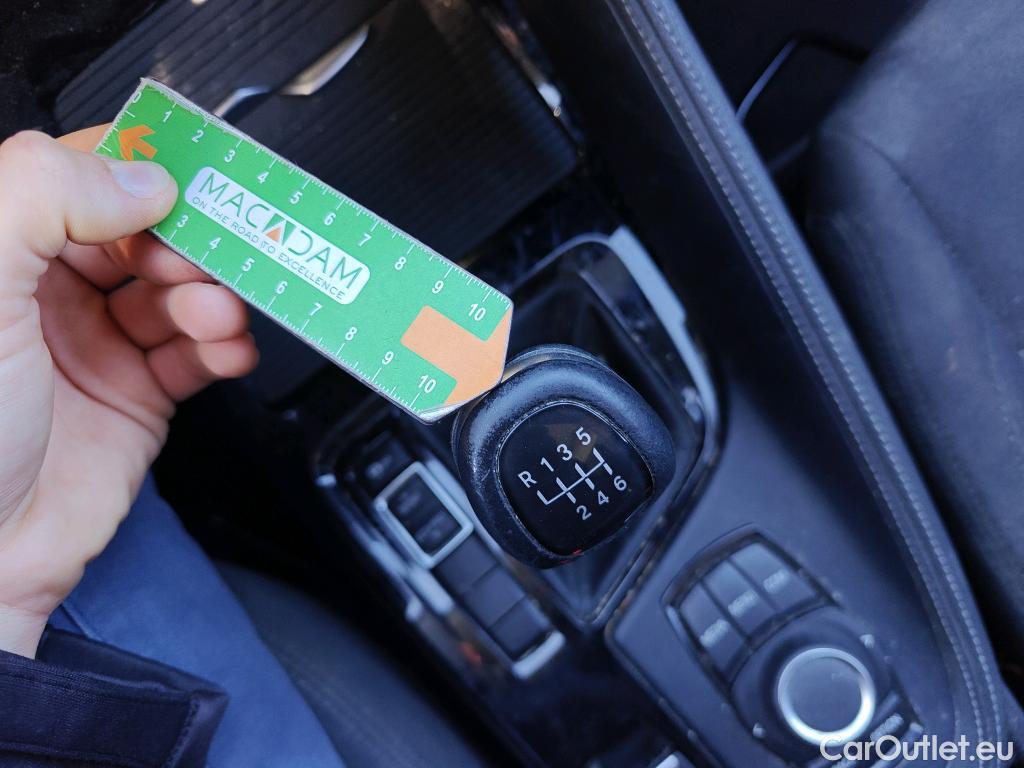  Bmw  X2 BMW  / 2017 / 5P / todoterreno sDrive16d #36