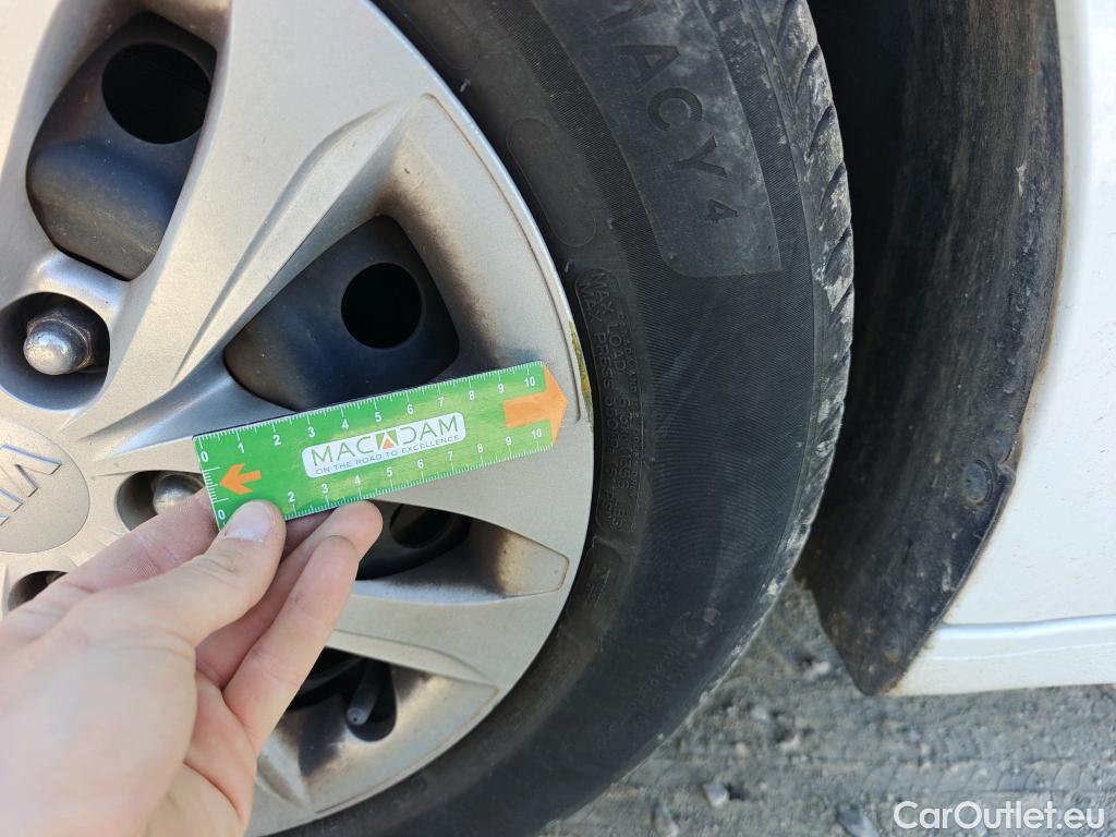  KIA  Cee'd KIA Ceed / 2018 / 5P / berlina con portón 1.0 T-GDi 88kW (120CV) Concept #51