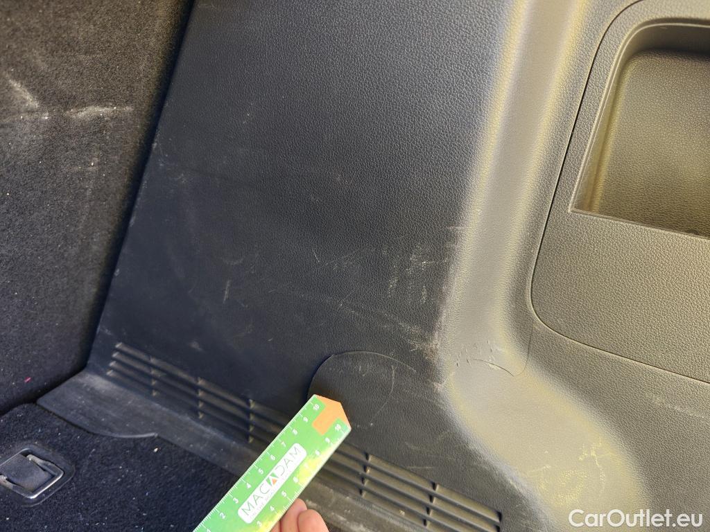  Hyundai  Konna HYUNDAI Kona / 2020 / 5P / todoterreno 1.6 GDI HEV Maxx DCT #2