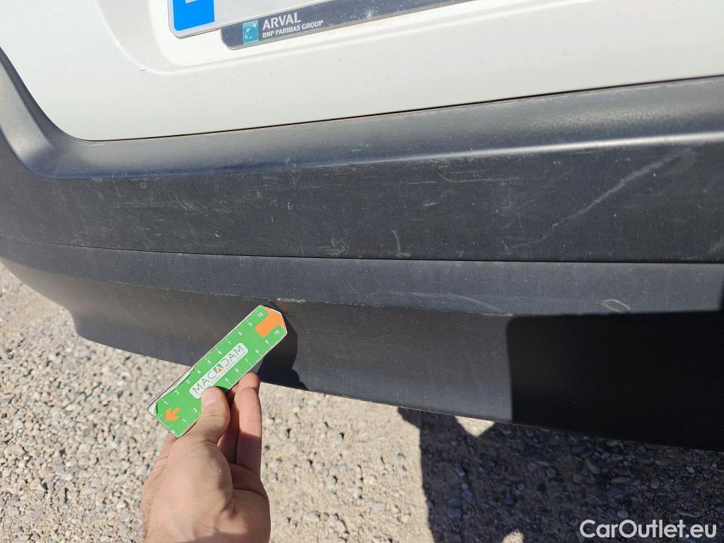  Citroen  C3 CITROEN  / 2020 / 5P / berlina con portón BlueHDi 75KW (100CV) S&S FEEL #29