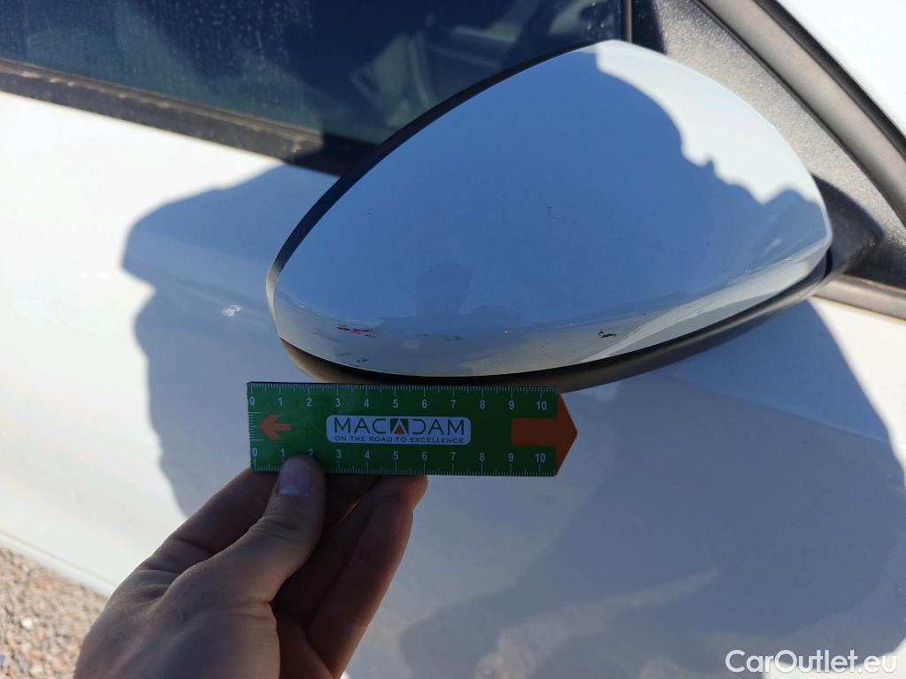  KIA  Cee'd KIA Ceed / 2018 / 5P / berlina con portón 1.0 T-GDi 88kW (120CV) Concept #48