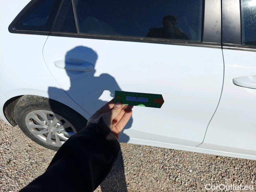  KIA  Cee'd KIA Ceed / 2018 / 5P / berlina con portón 1.0 T-GDi 88kW (120CV) Concept #44