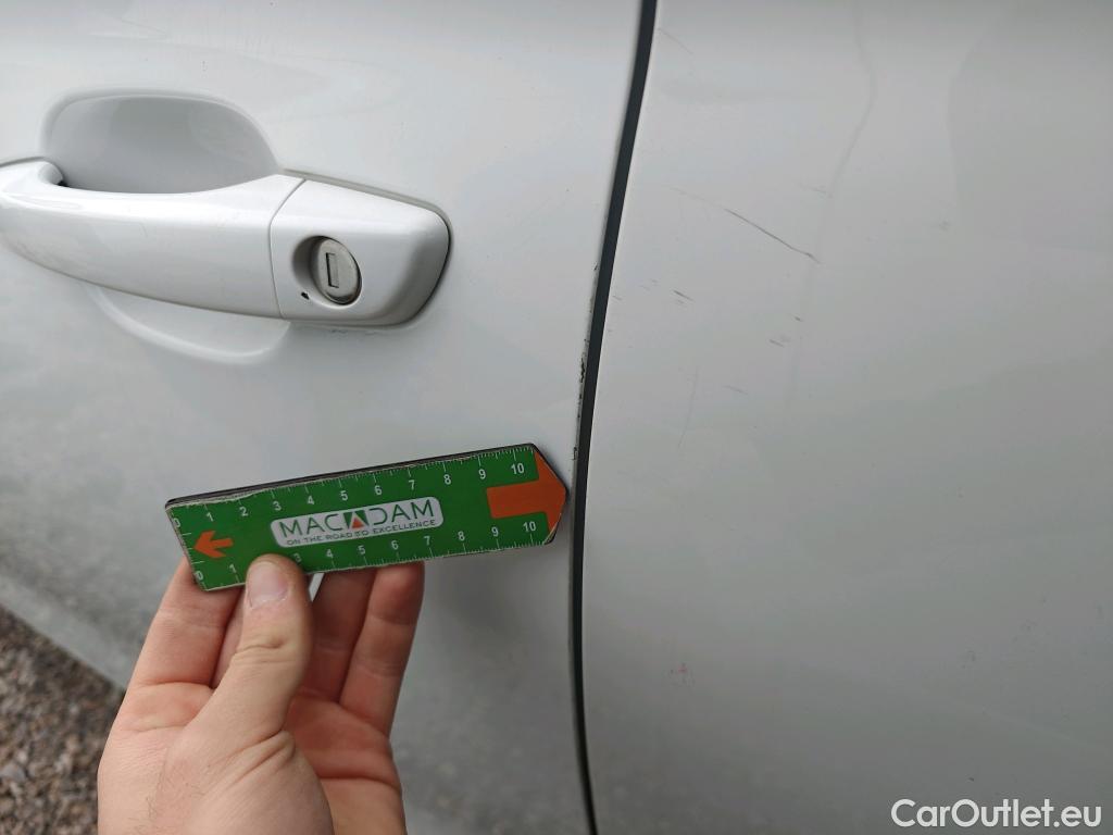  Opel  Corsa OPEL  1.2T XHL 74kW (100CV) Elegance #19