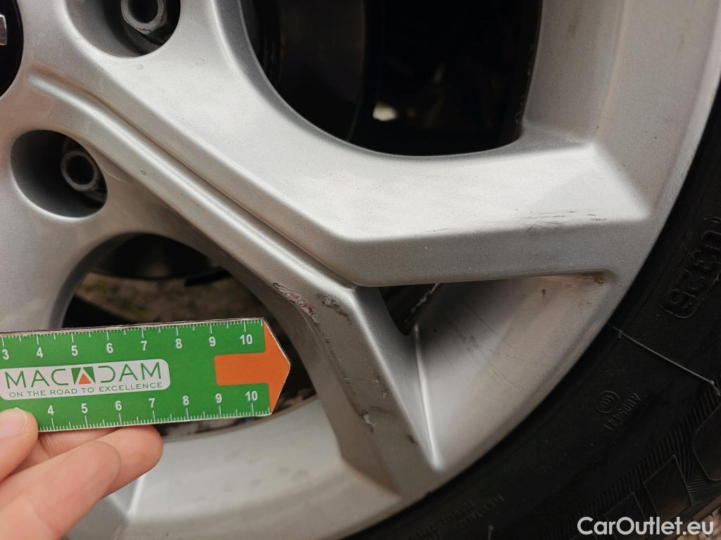  Nissan  Juke NISSAN  / 2019 / 5P / crossover DIG-T 84 kW (114 CV) DCT 7 V N-Connecta (AC) #17