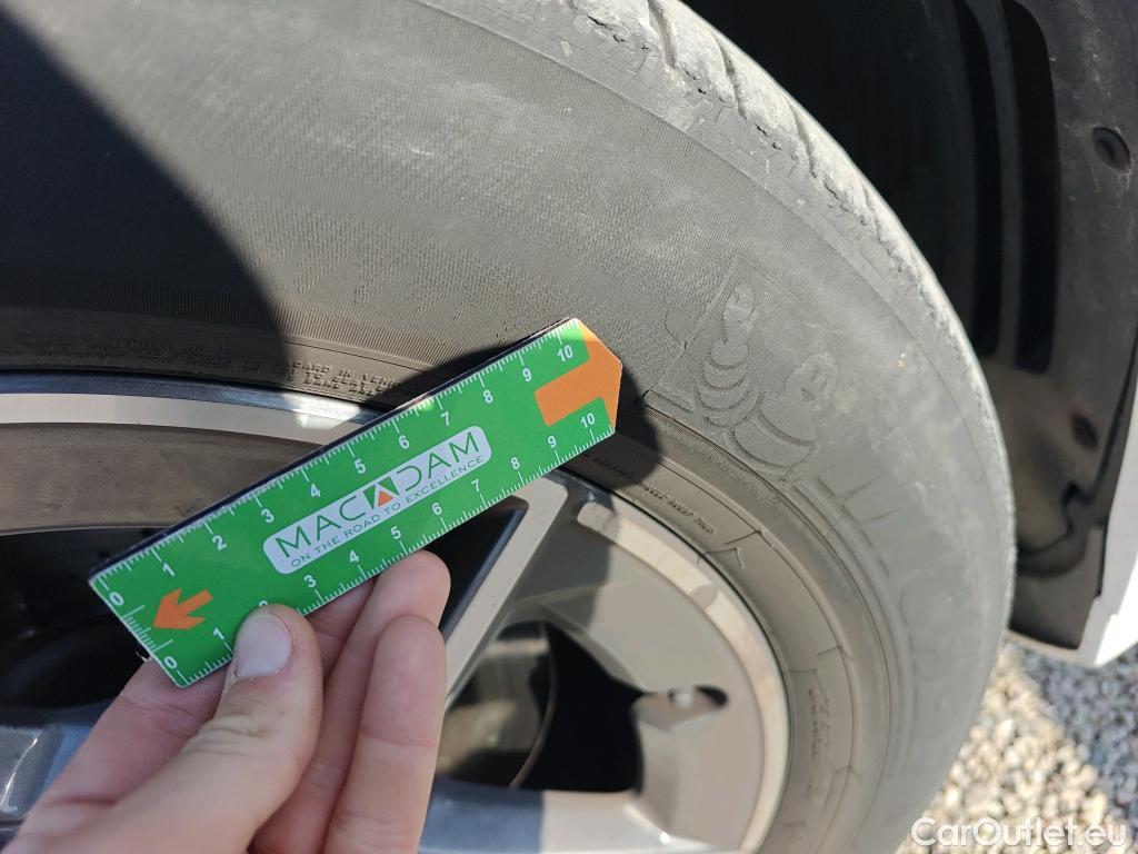  Mercedes  G-Klasee MERCEDES-BENZ GLE / 2018 / 5P / todoterreno GLE 300 d 4MATIC #29