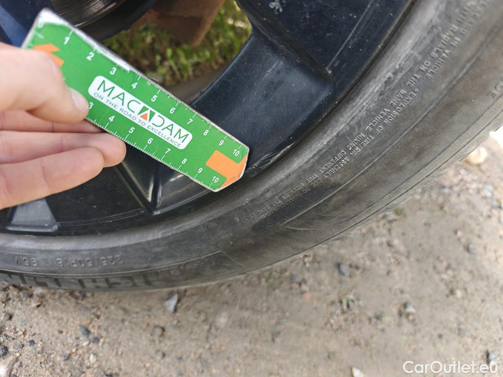  Opel   Grandland X OPEL Grandland / 2021 / 5P / todoterreno 1.5D DTH AT8 S/S GS #33