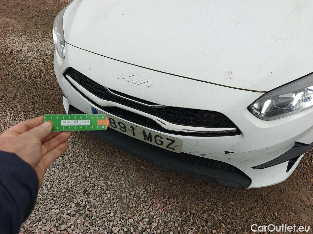  KIA  Cee'd KIA Ceed Tourer / 2021 / 5P / familiar Tourer 1.0 T-GDi 88kW (120CV) Tech #12