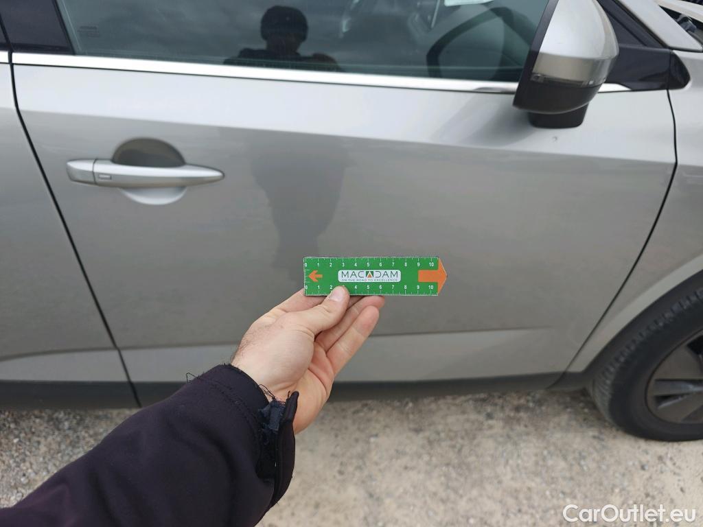  Nissan  Qashqai NISSAN  / 2021 / 5P / todoterreno DIG-T 103kW (140CV) mHEV 4x2 Acenta #27