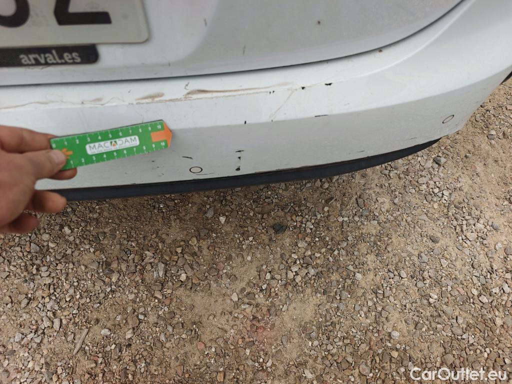  KIA  Cee'd KIA Ceed Tourer / 2021 / 5P / familiar Tourer 1.0 T-GDi 88kW (120CV) Tech #18