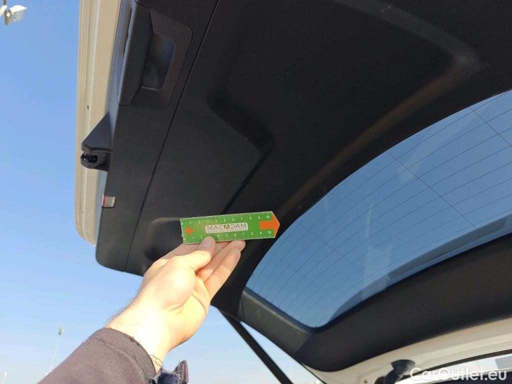  Mercedes  G-Klasee MERCEDES-BENZ GLE / 2018 / 5P / todoterreno GLE 300 d 4MATIC #3