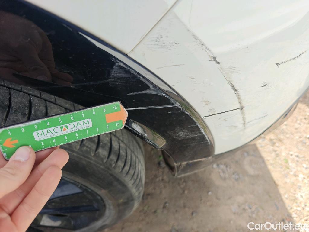  Opel   Grandland X OPEL Grandland / 2021 / 5P / todoterreno 1.5D DTH AT8 S/S GS #60