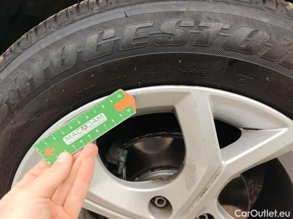  Nissan  Juke NISSAN  / 2019 / 5P / crossover DIG-T 84 kW (114 CV) DCT 7 V N-Connecta (AC) #32