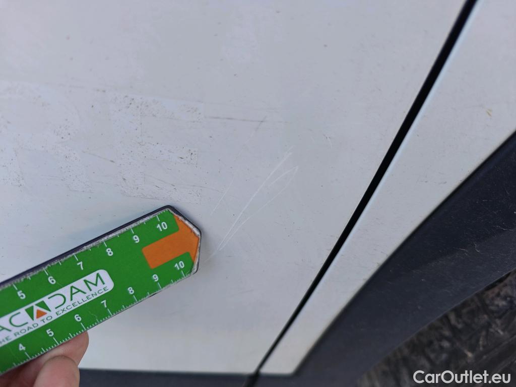  Peugeot  2008  Allure 1.5 HDi 110CV MT6 E6d #18