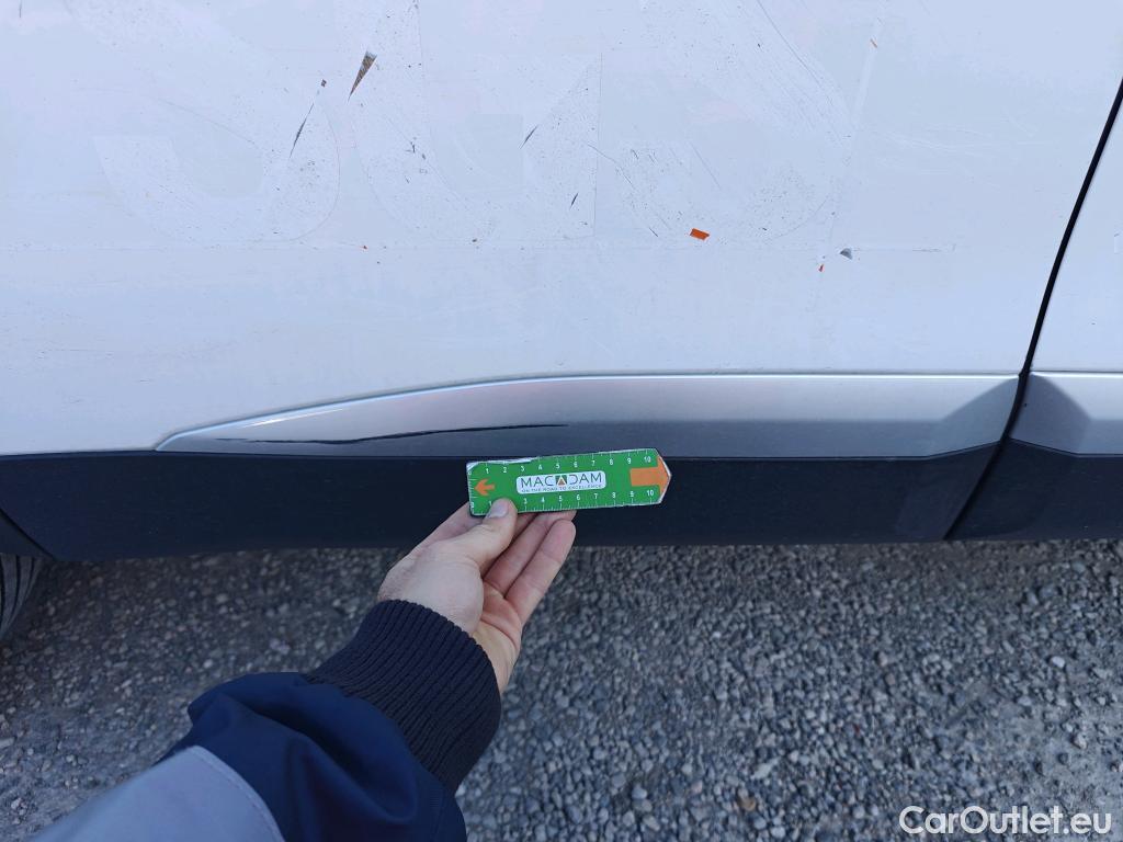  Peugeot  2008  Allure 1.5 HDi 110CV MT6 E6d #33