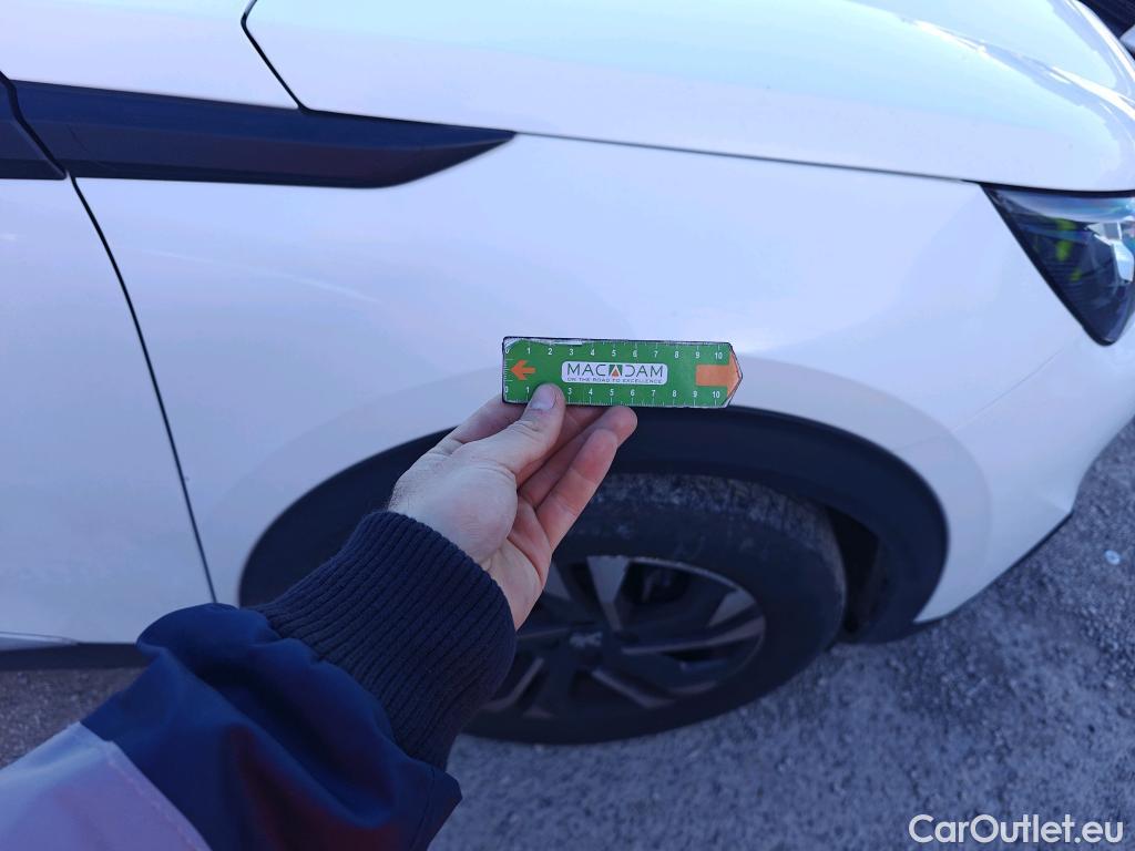  Peugeot  2008  Allure 1.5 HDi 110CV MT6 E6d #43