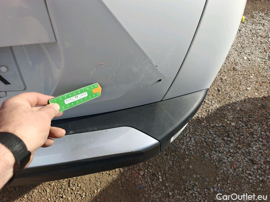  Peugeot  2008 PEUGEOT  / 2019 / 5P / todoterreno Allure BlueHDI 81kW (110CV) #3