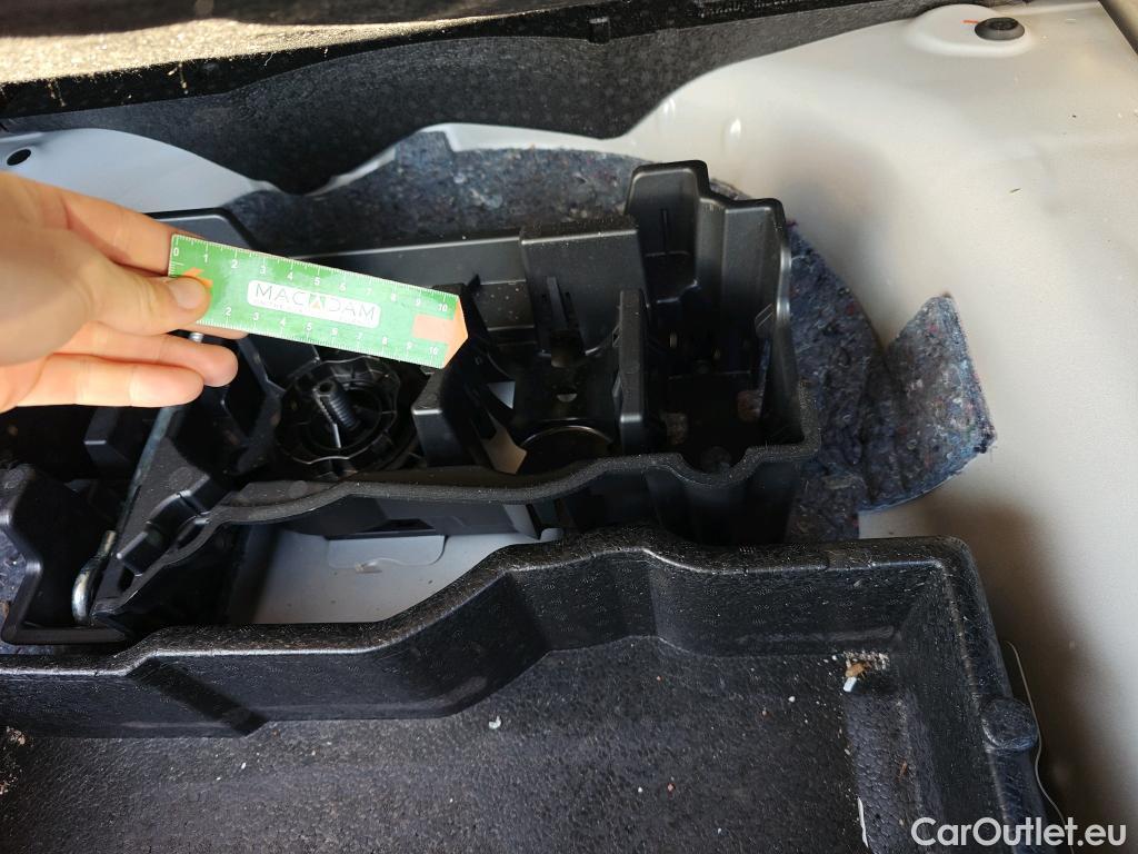  Peugeot  2008  Active Pack 1.2 PureTech 130CV MT6 E6d #15