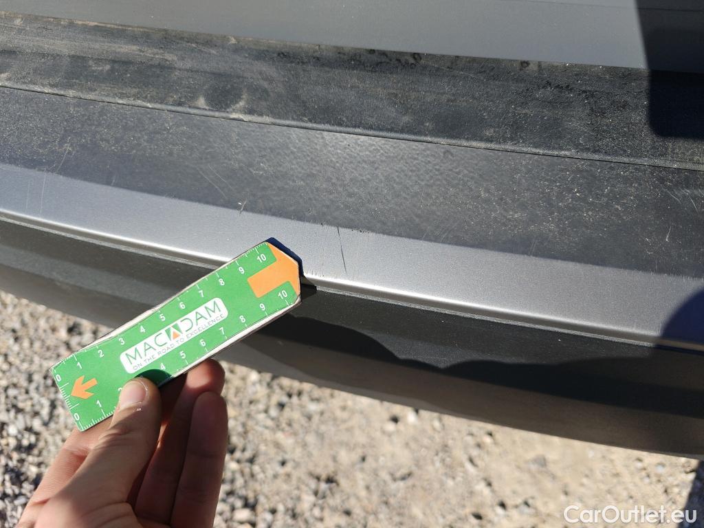  Peugeot  2008 PEUGEOT  / 2023 / 5P / todoterreno Style Gasolina 100 S&S 6 Vel. MAN(SP) #39