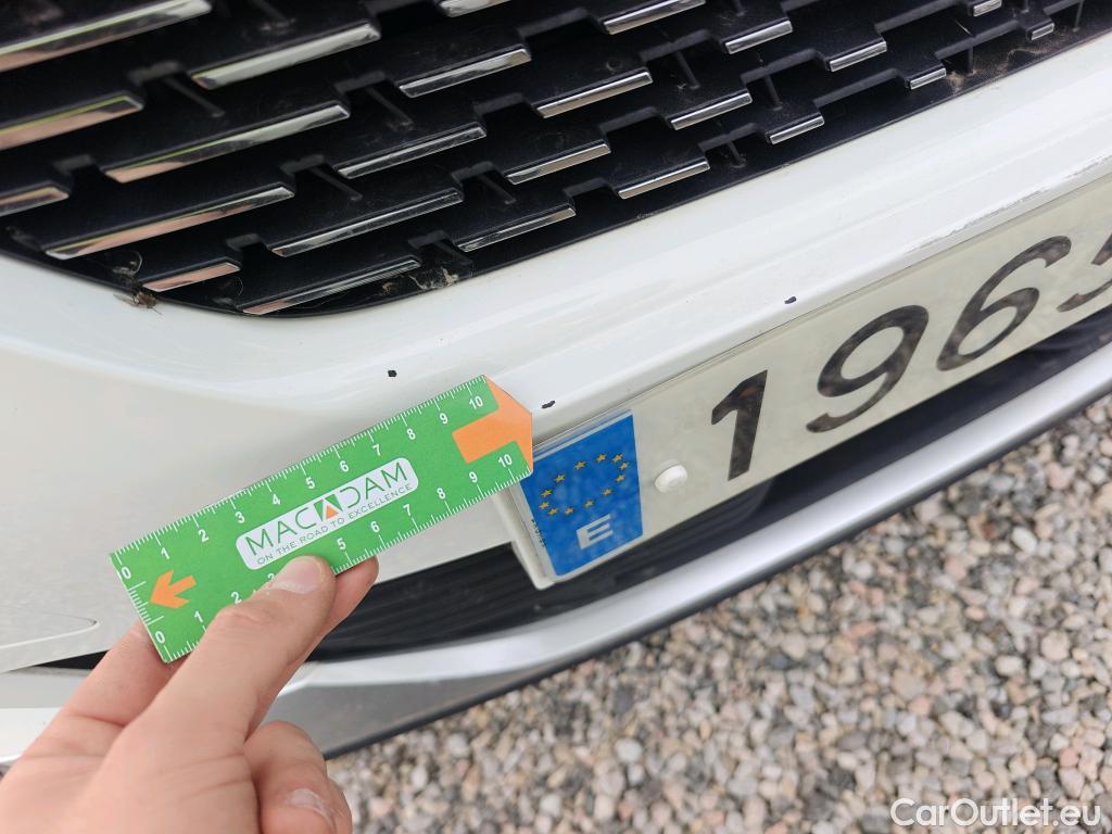  Peugeot  2008 PEUGEOT  / 2019 / 5P / todoterreno Allure BlueHDI 81kW (110CV) #43