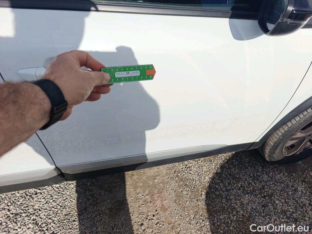  Peugeot  2008 PEUGEOT  / 2019 / 5P / todoterreno Allure BlueHDI 81kW (110CV) #14