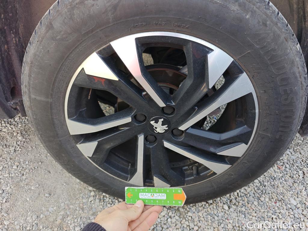  Peugeot  2008  Allure 1.5 HDi 110CV MT6 E6d #41