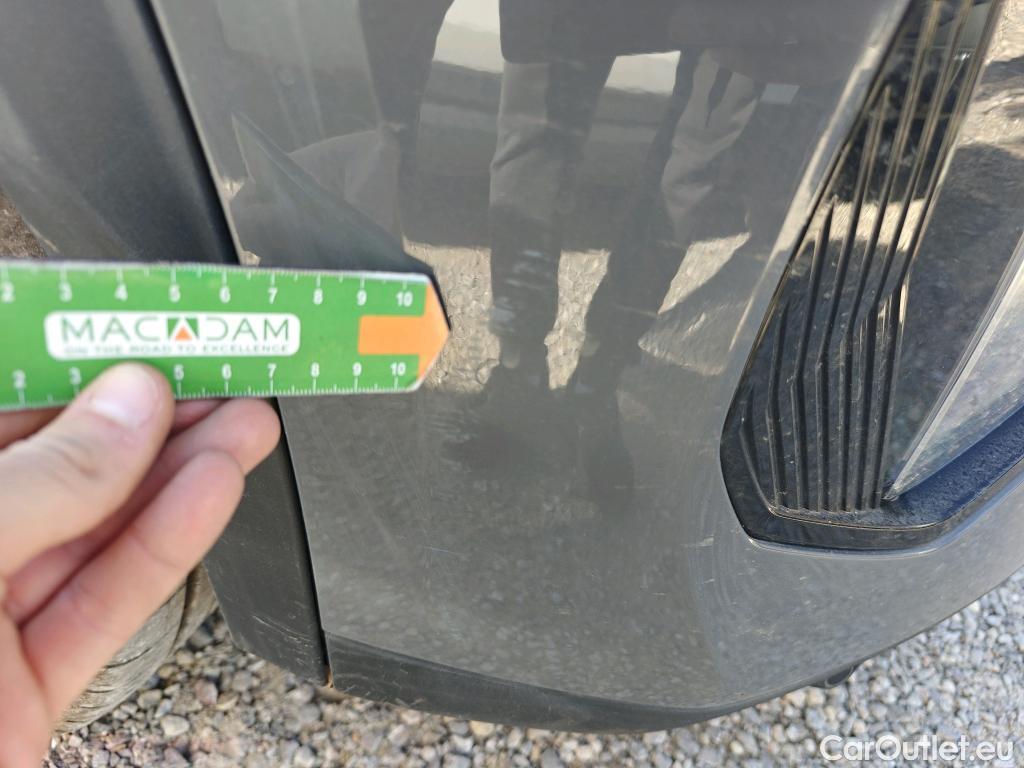  Peugeot  2008 PEUGEOT  / 2023 / 5P / todoterreno Style Gasolina 100 S&S 6 Vel. MAN(SP) #26