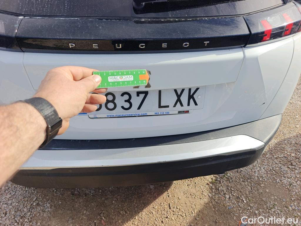  Peugeot  2008 PEUGEOT  / 2019 / 5P / todoterreno Allure BlueHDI 81kW (110CV) #2