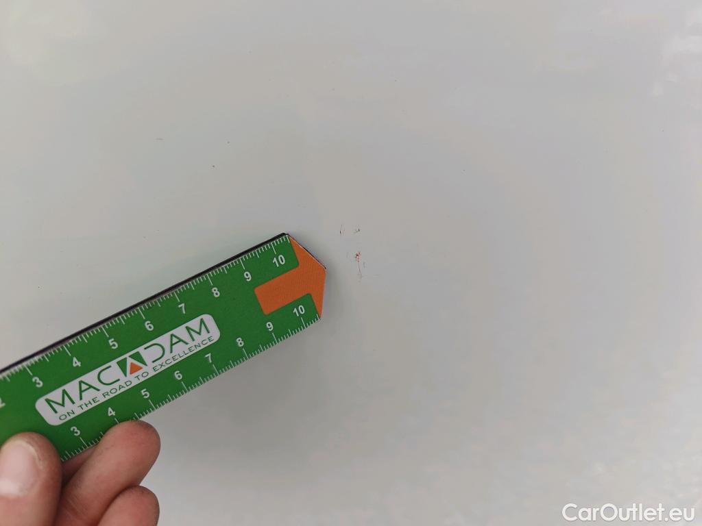  Peugeot  2008 PEUGEOT  / 2019 / 5P / todoterreno Allure BlueHDI 81kW (110CV) #48