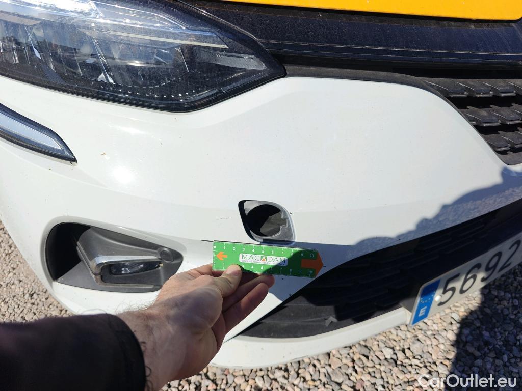  Renault  Clio RENAULT  / 2019 / 5P / berlina con portón Business Blue dCi 74kW (100CV) #42