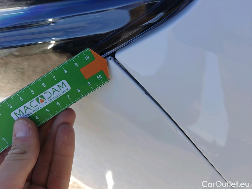  Toyota  Corolla TOYOTA  / 2019 / 5P / familiar 1.8 125H ACTIVE TECH E-CVT TOU SPORT #13