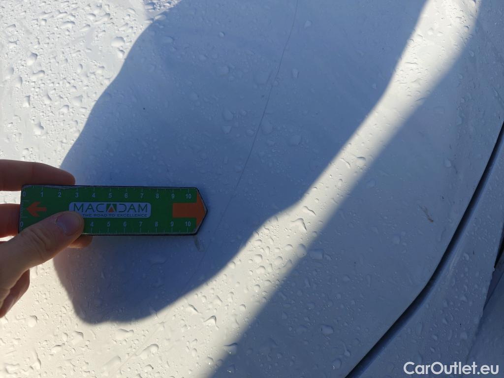  Peugeot  5008 PEUGEOT  / 2017 / 5P / todoterreno Allure 1.5L BlueHDi 96kW (130CV) S&S #49