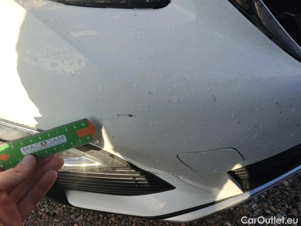  Peugeot  5008 PEUGEOT  / 2017 / 5P / todoterreno Allure 1.5L BlueHDi 96kW (130CV) S&S #85