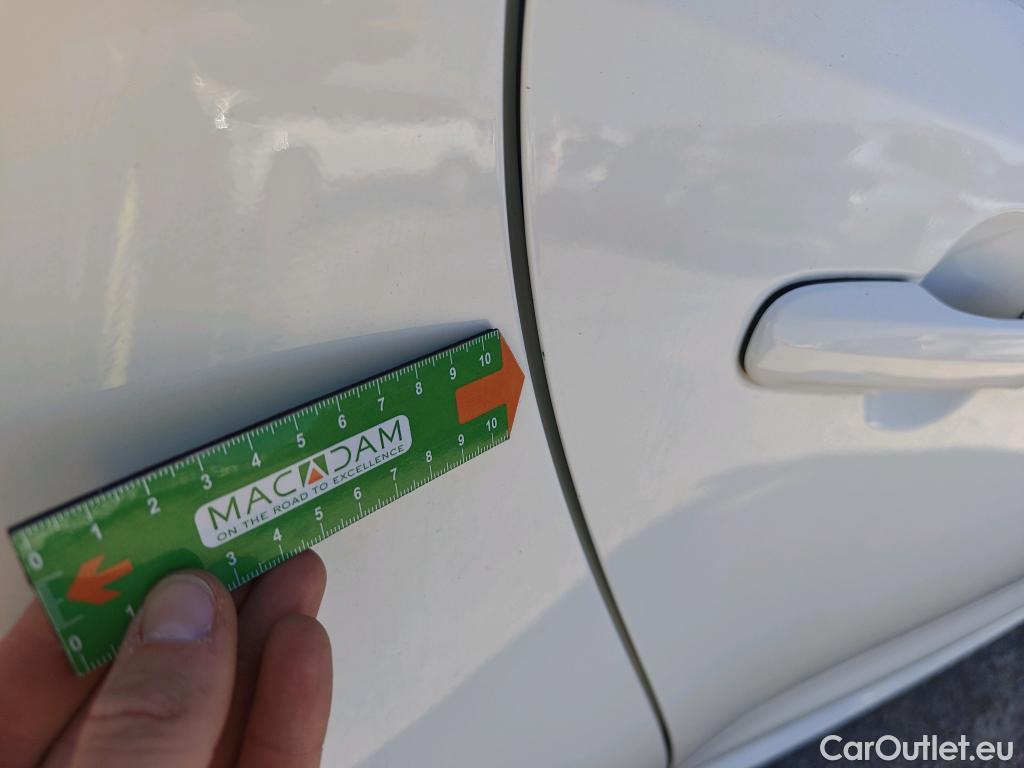  Toyota  Corolla TOYOTA  / 2019 / 5P / familiar 1.8 125H ACTIVE TECH E-CVT TOU SPORT #25