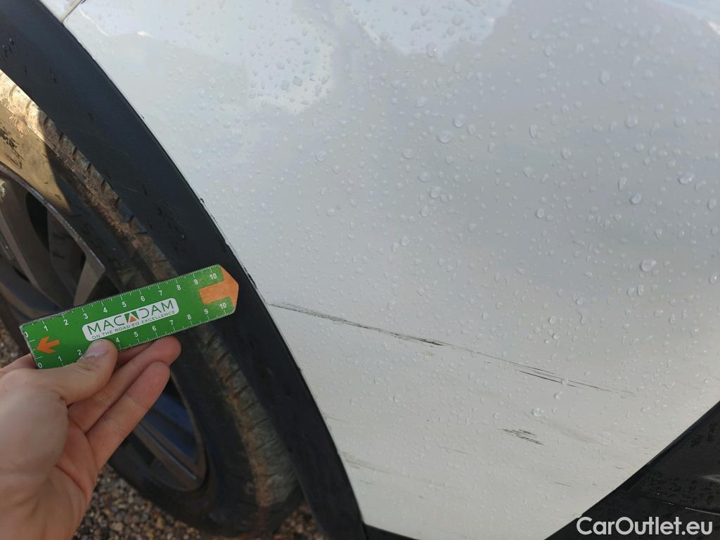  Peugeot  5008 PEUGEOT  / 2017 / 5P / todoterreno Allure 1.5L BlueHDi 96kW (130CV) S&S #83