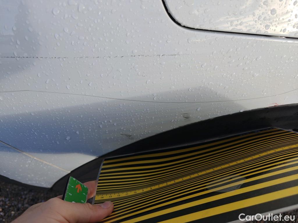  Peugeot  5008 PEUGEOT  / 2017 / 5P / todoterreno Allure 1.5L BlueHDi 96kW (130CV) S&S #17