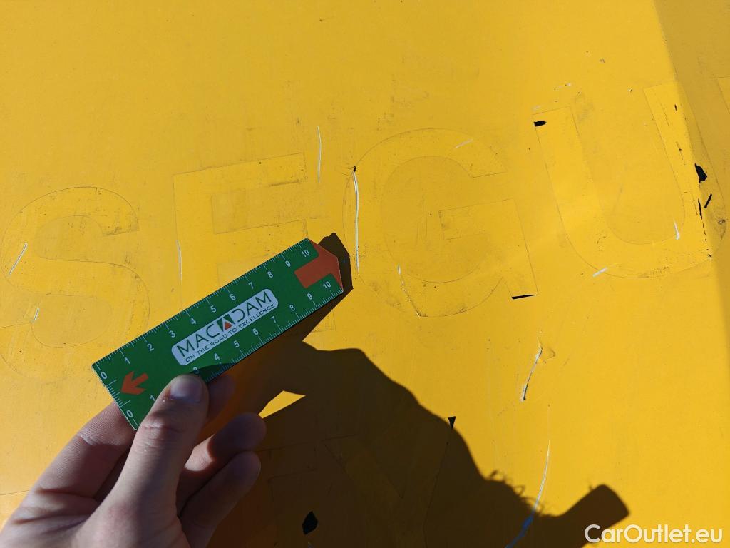  Renault  Clio RENAULT  / 2019 / 5P / berlina con portón Business Blue dCi 74kW (100CV) #17