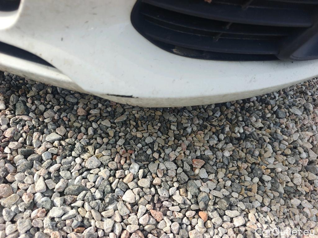  Peugeot  308 PEUGEOT  / 2017 / 5P / berlina con portón 5p Active Pack BlueHDi 130 S&S #19