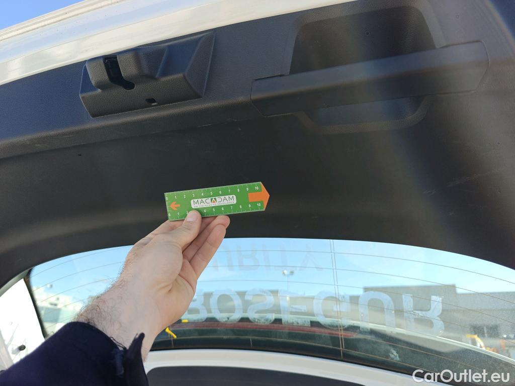  Renault  Clio RENAULT  / 2019 / 5P / berlina con portón Business Blue dCi 74kW (100CV) #38