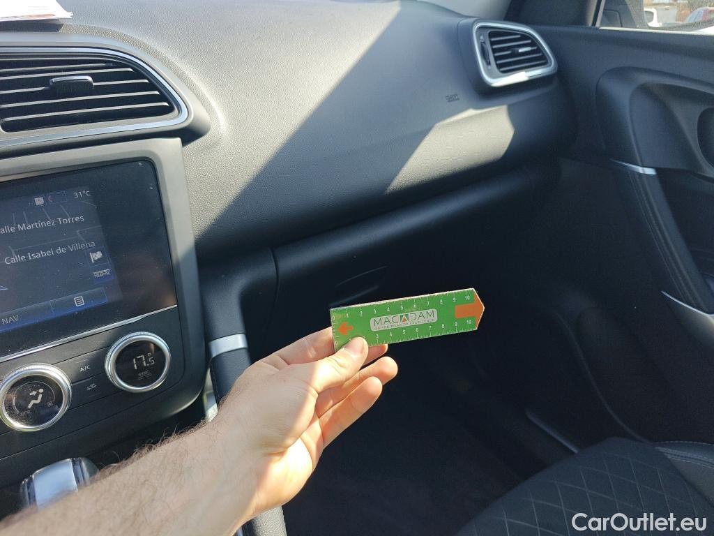  Renault  Kadjar RENAULT  / 2019 / 5P / crossover Zen GPF TCe 103kW (140CV) EDC #16