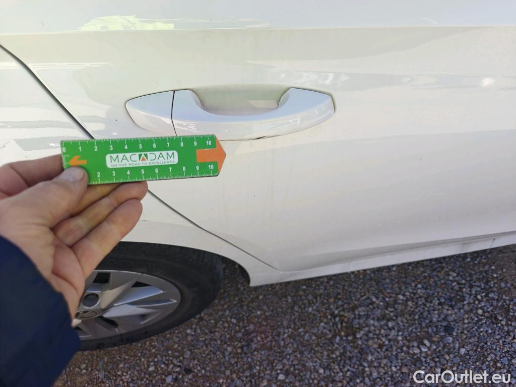  Skoda  Fabia SKODA  / 2021 / 5P / berlina con portón 1.0 TSI 70kW (95CV) Ambition (AC2) #39