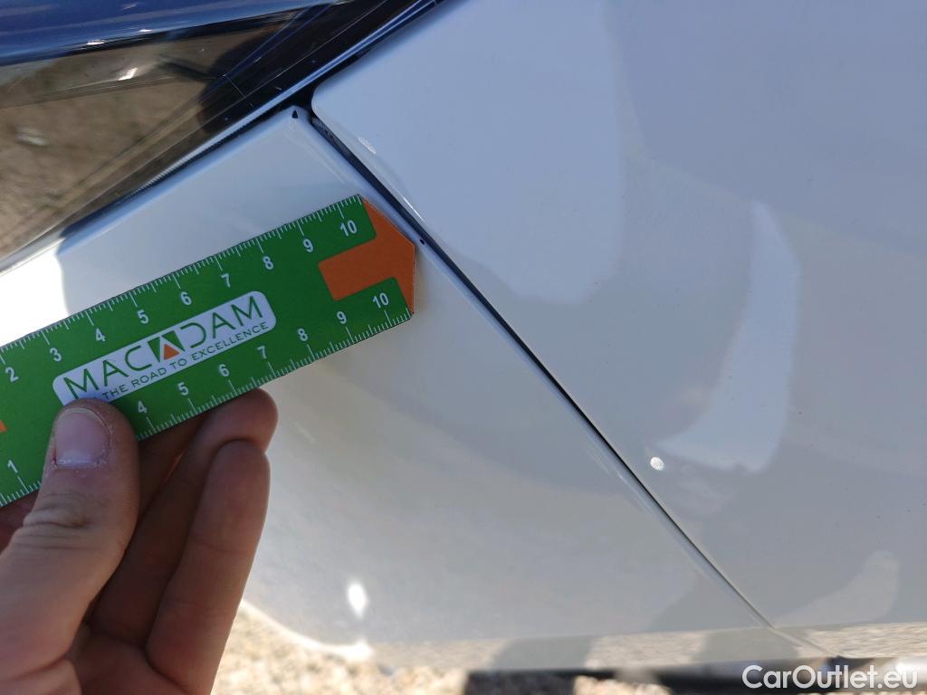  Toyota  Corolla TOYOTA  / 2019 / 5P / familiar 1.8 125H ACTIVE TECH E-CVT TOU SPORT #14