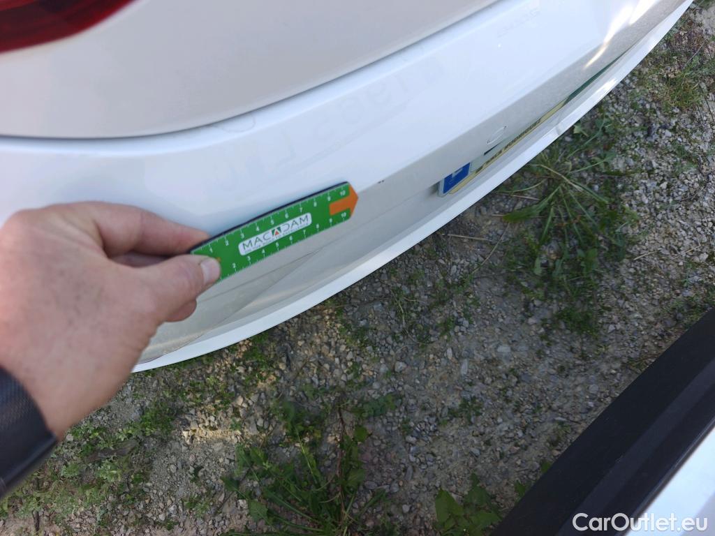  Seat  Leon SEAT León / 2016 / 5P / berlina con portón 1.6 TDI 85kW S&S Style Visio Ed Nav (AC) #8