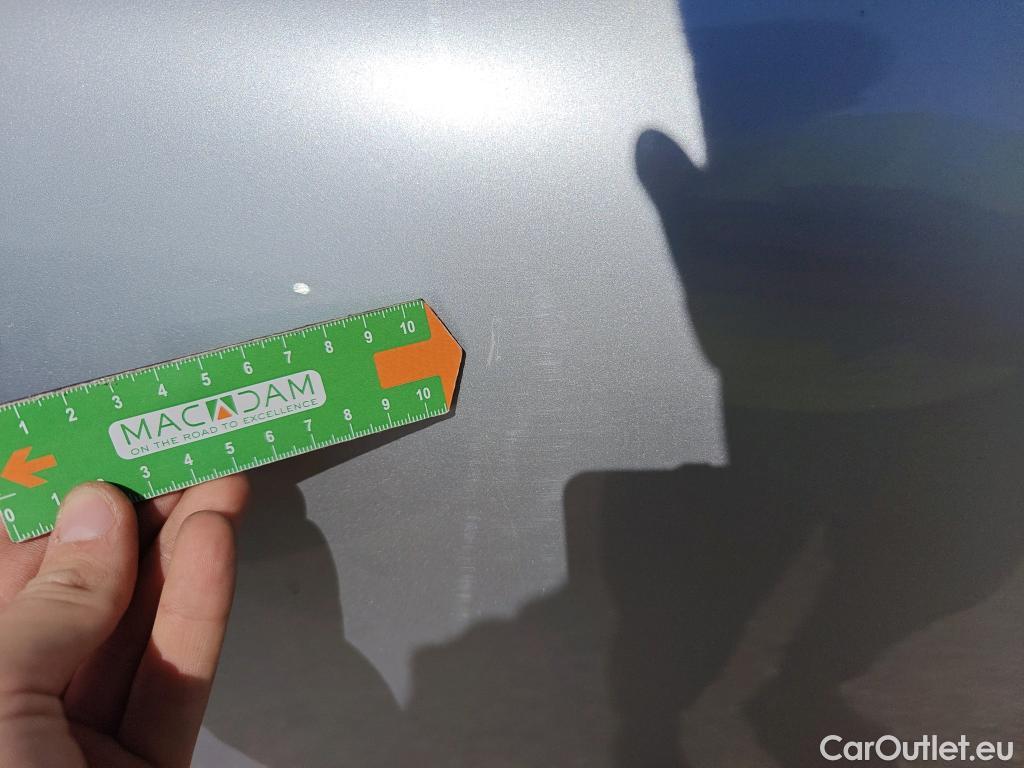  Renault  Kadjar RENAULT  / 2019 / 5P / crossover Zen GPF TCe 103kW (140CV) EDC #32