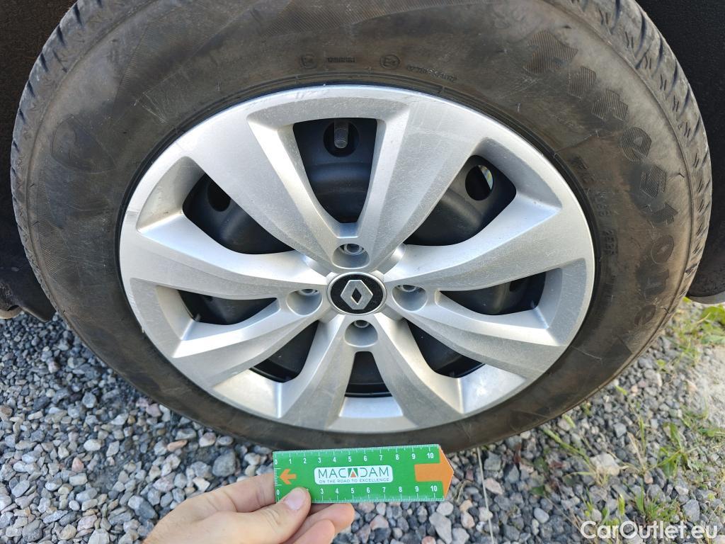  Renault  Clio RENAULT  / 2019 / 5P / berlina con portón Business Blue dCi 74kW (100CV) #58