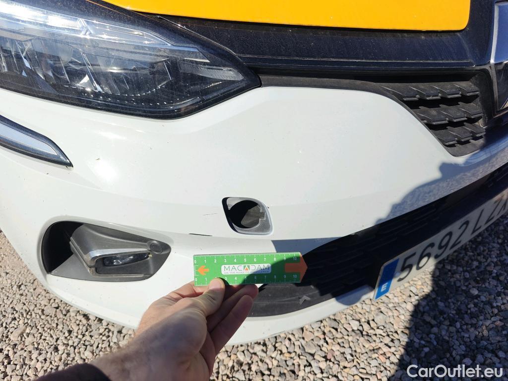  Renault  Clio RENAULT  / 2019 / 5P / berlina con portón Business Blue dCi 74kW (100CV) #41