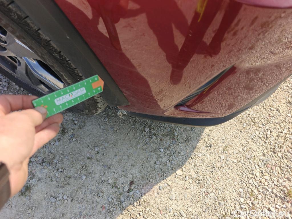  Toyota  RAV4 TOYOTA  / 2018 / 5P / todoterreno 2.5l 220H Advance #7