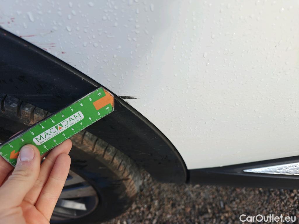  Peugeot  5008 PEUGEOT  / 2017 / 5P / todoterreno Allure 1.5L BlueHDi 96kW (130CV) S&S #37